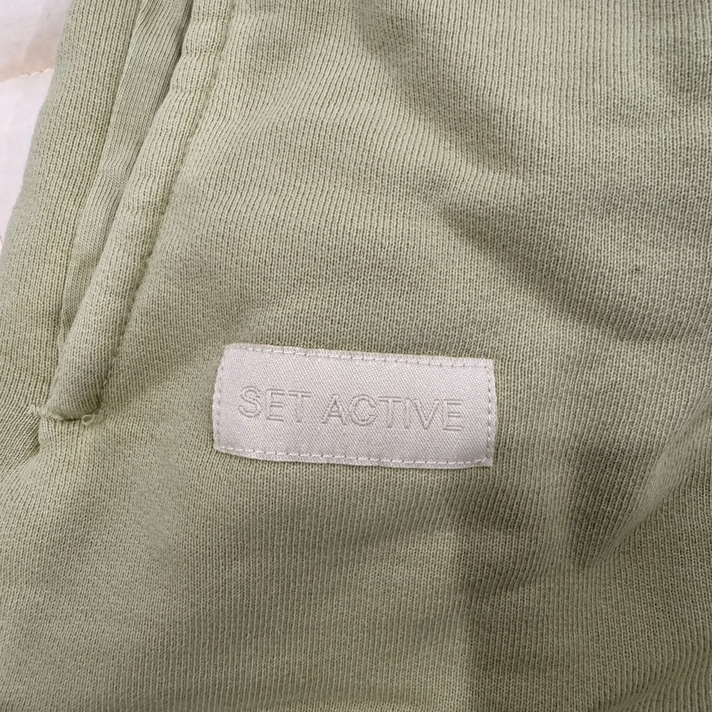 Set Active Shorts